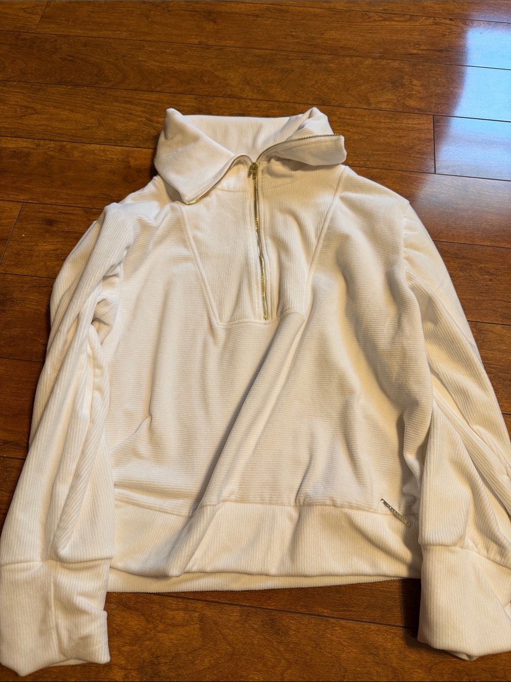 Halston Heritage Cream Quarter-Zip Turtleneck Pullover with Gold Zip